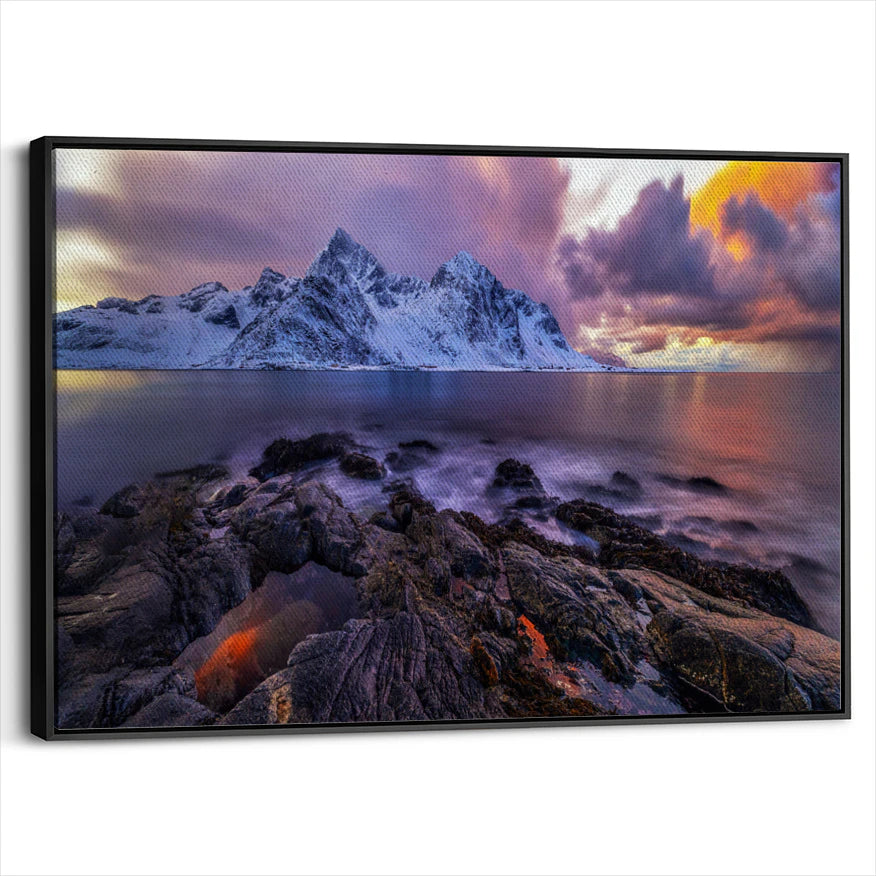 framed-canvas-black