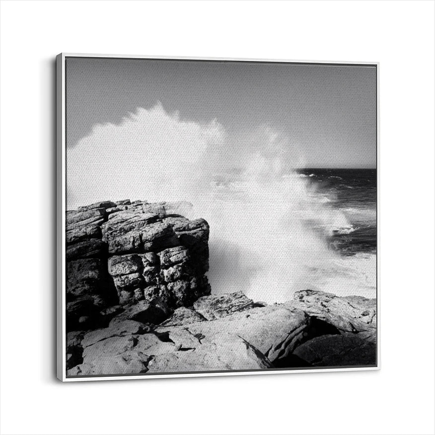 framed-canvas-white