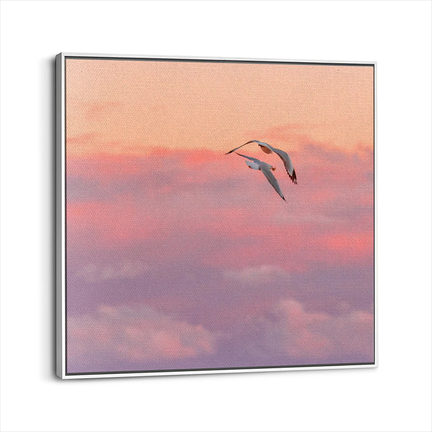 framed-canvas-white