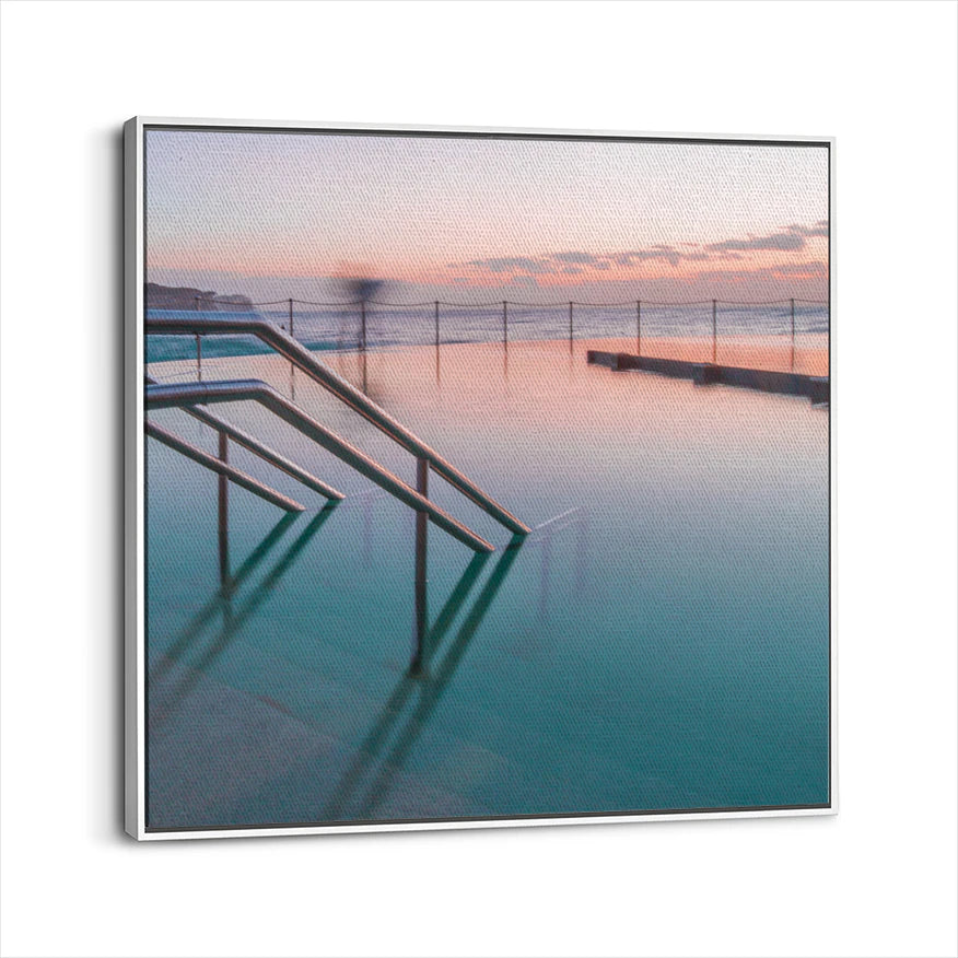 framed-canvas-white