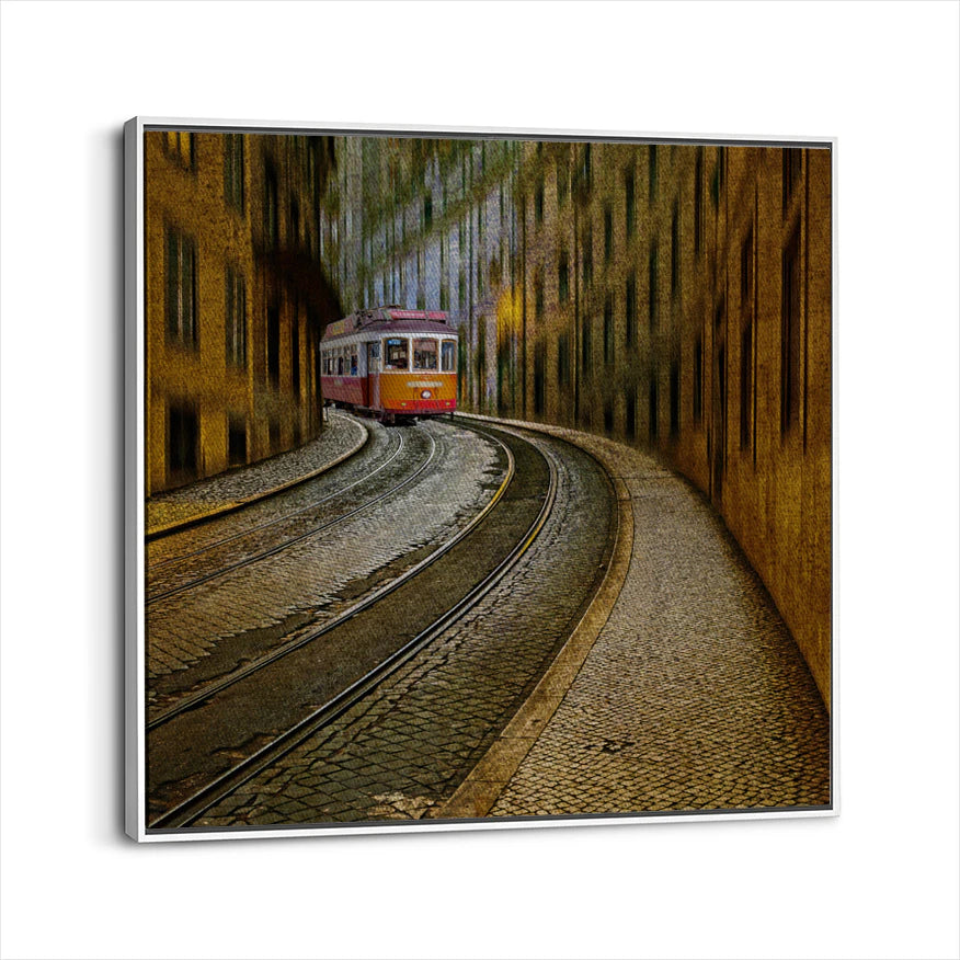 framed-canvas-white