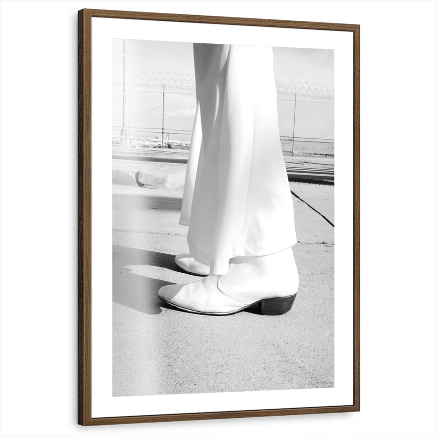 framed-print-brown-walnut-matted