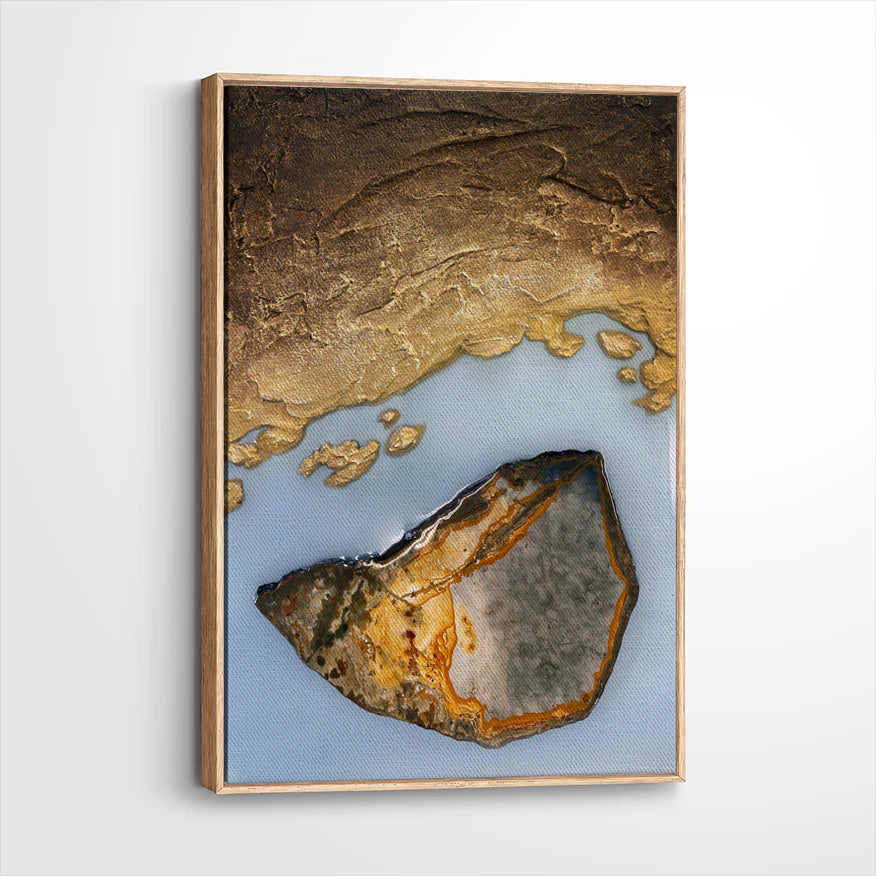 framed-canvas-natural-wood