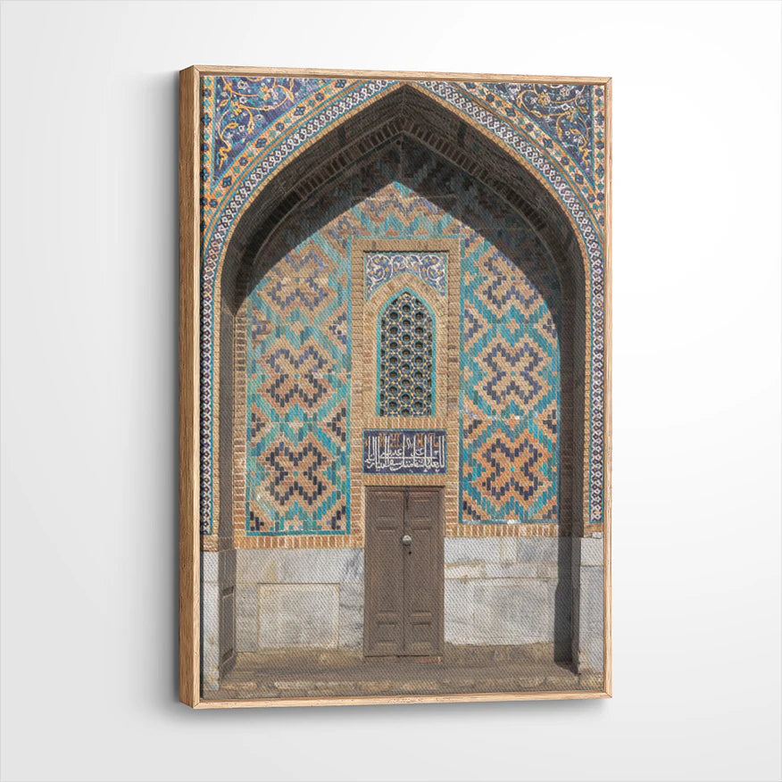 framed-canvas-natural-wood