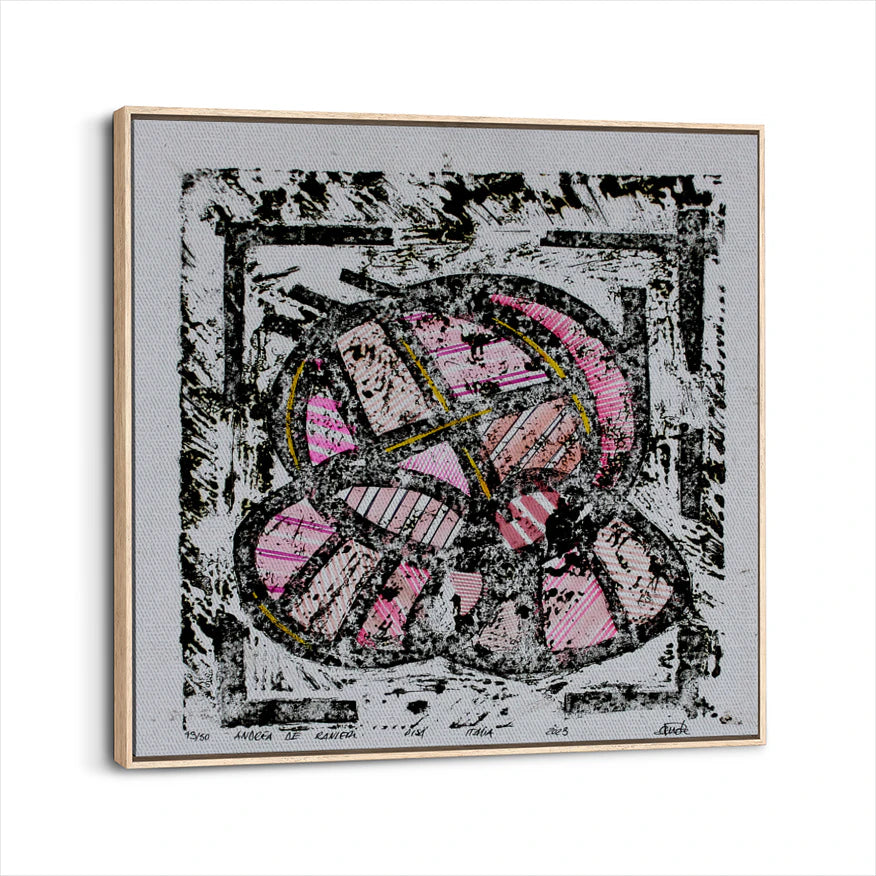 framed-canvas-natural-wood