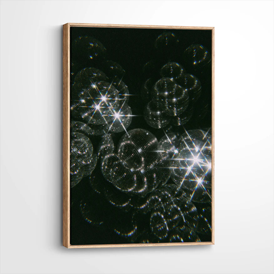 framed-canvas-natural-wood