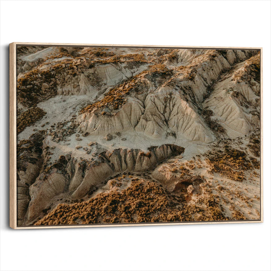 framed-canvas-natural-wood