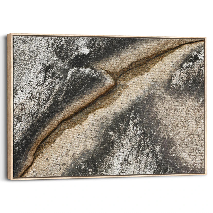 framed-canvas-natural-wood