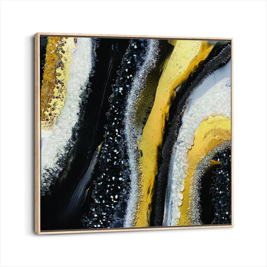 framed-canvas-natural-wood