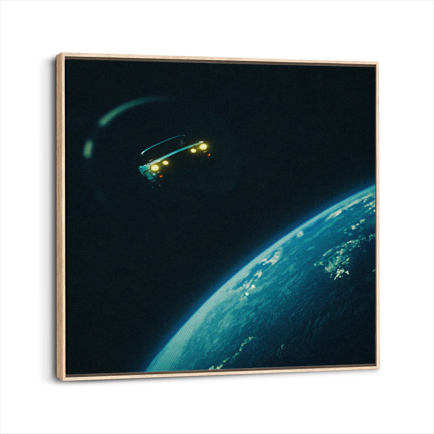 framed-canvas-natural-wood