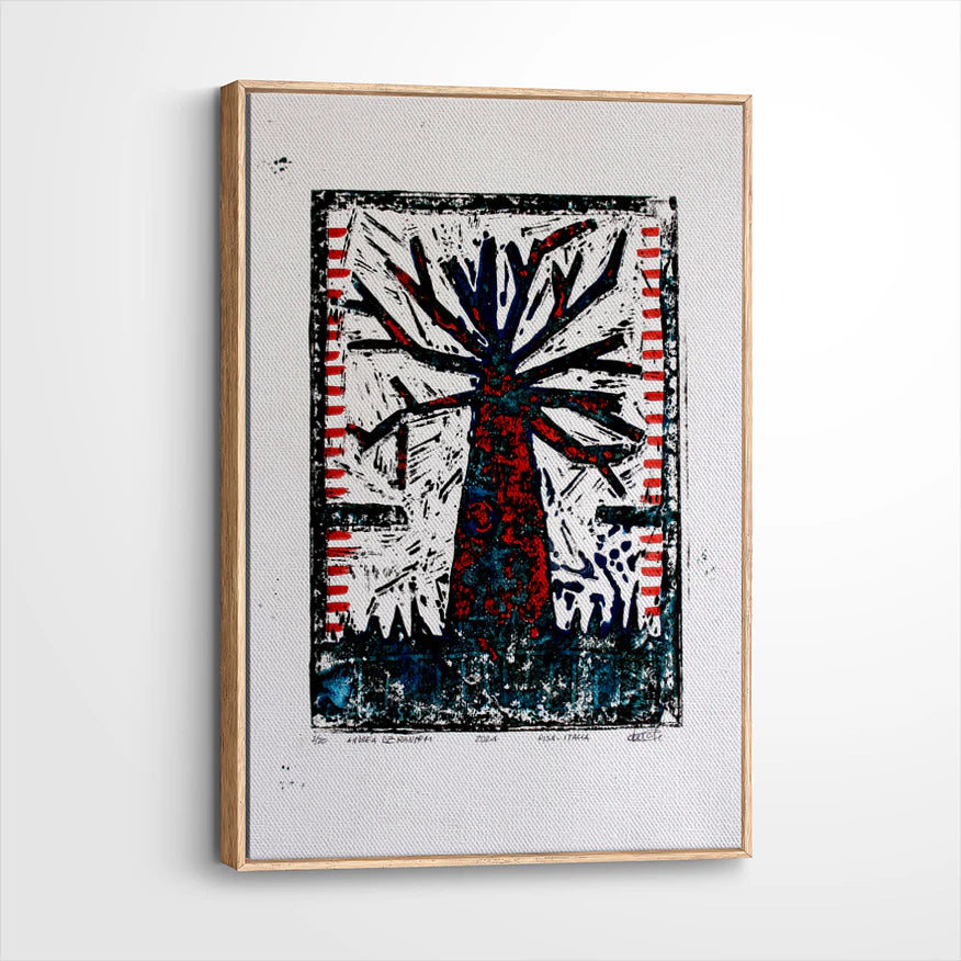 framed-canvas-natural-wood