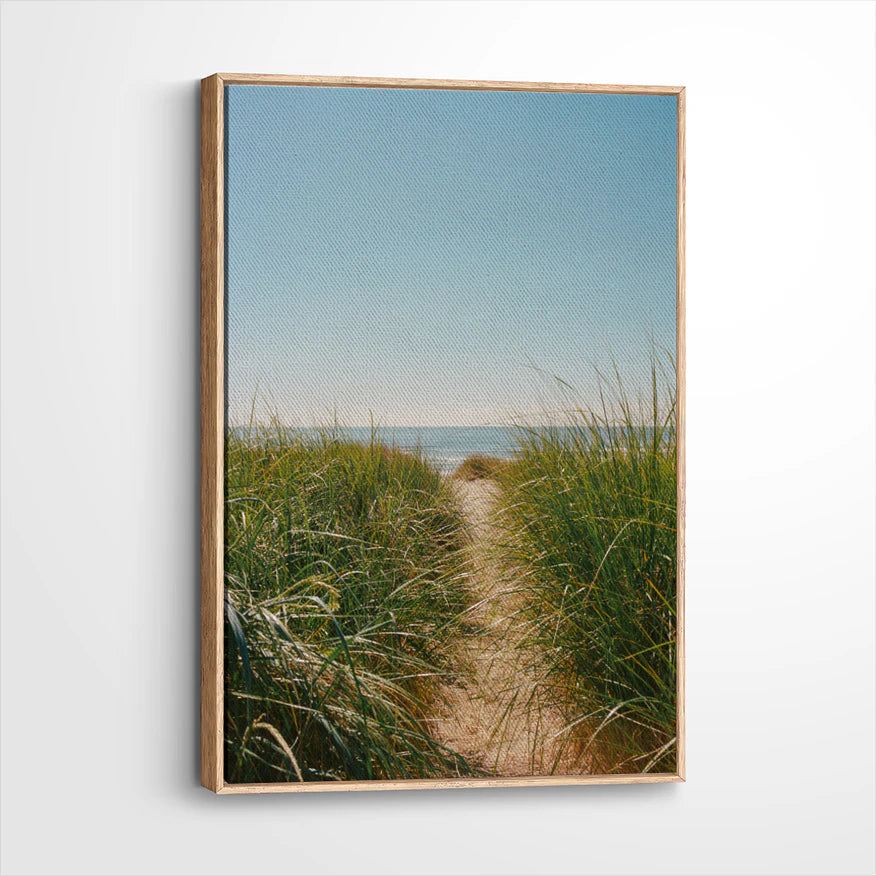framed-canvas-natural-wood