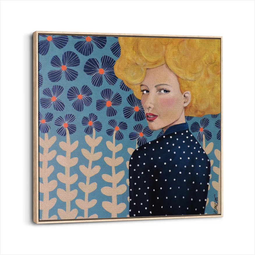 framed-canvas-natural-wood