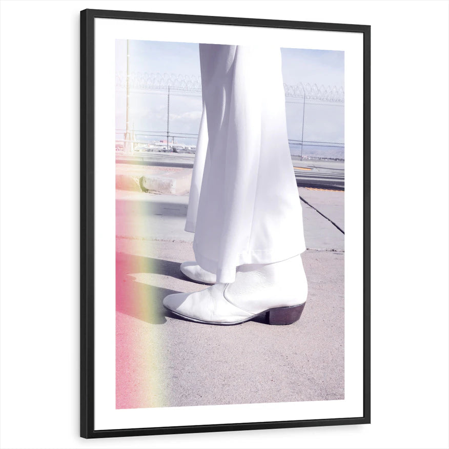framed-print-black-white-border