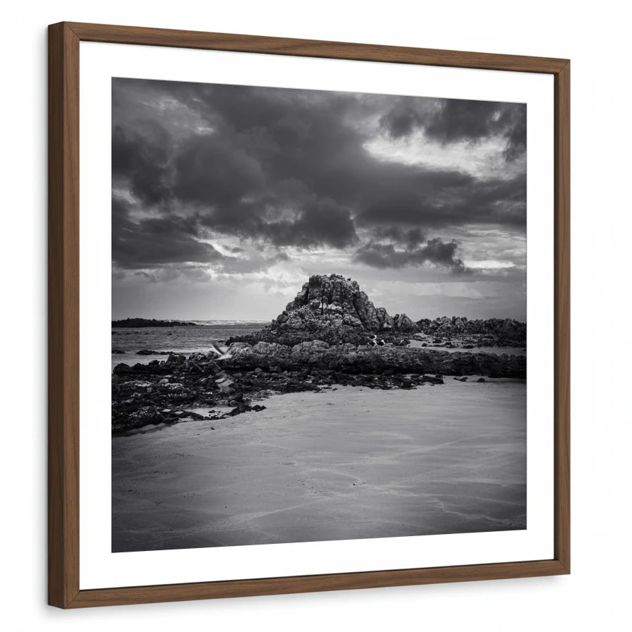 framed-print-brown-walnut-matted